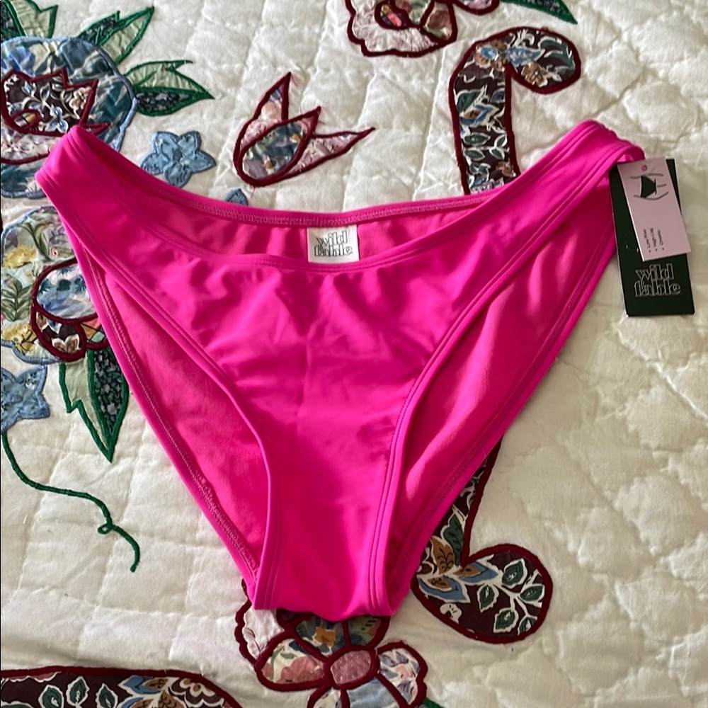 NWT Wild Fable Bright Pink Bikini Bottom Size M